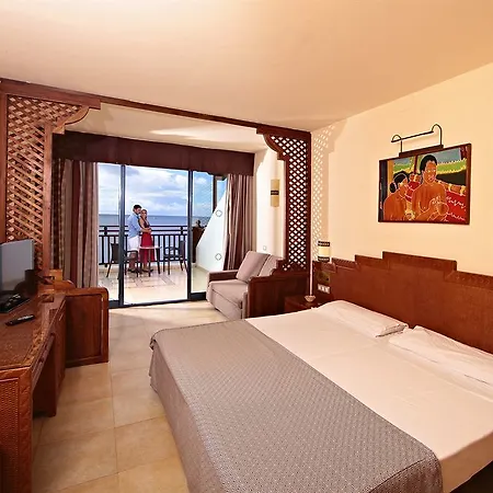 Sandos Papagayo Hotel