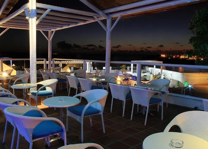 Sandos Papagayo Hotel 4*